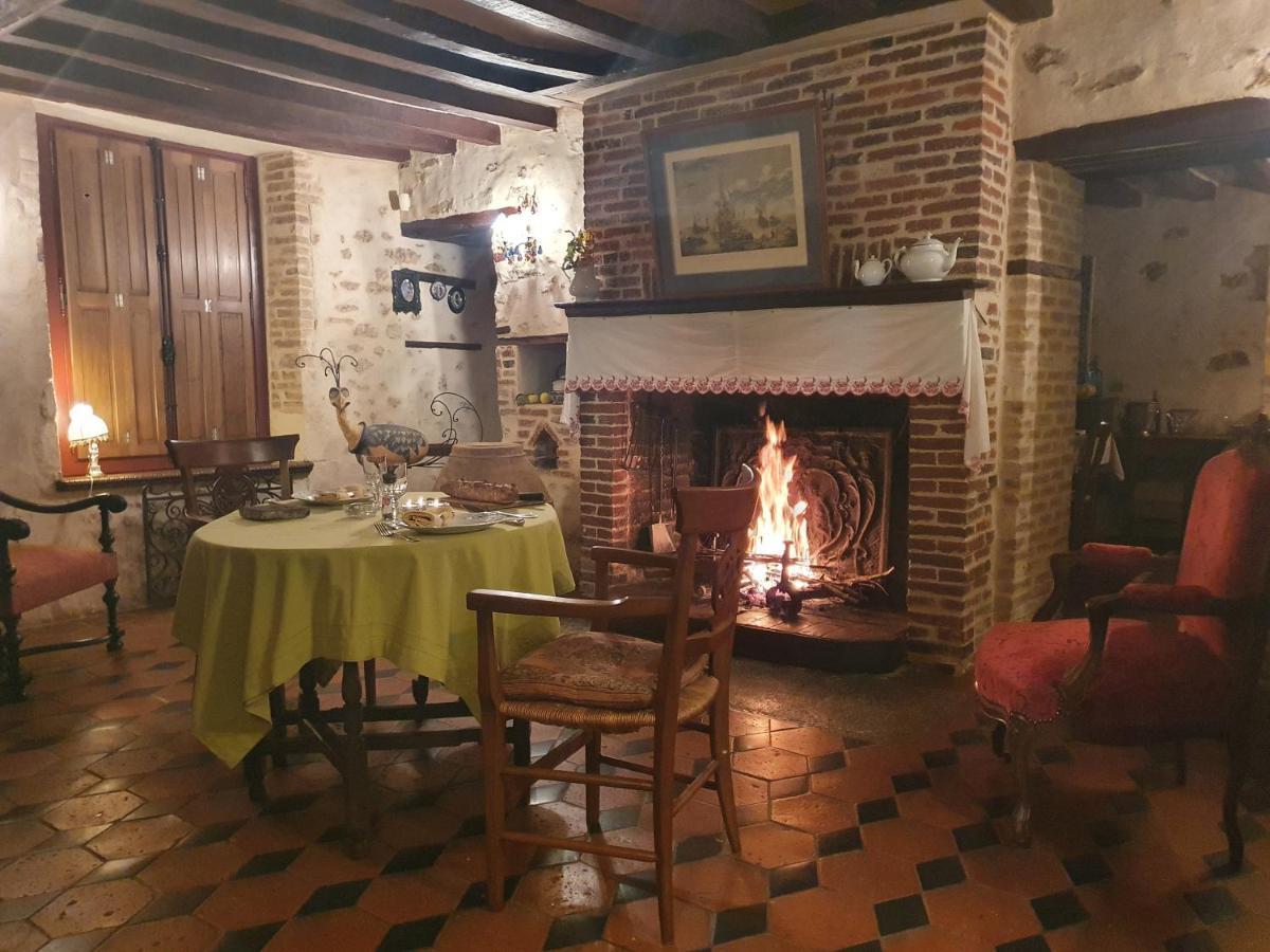 Chambre D'Hotes La Ferme Du Pre-Martin La Genevraie Exteriör bild